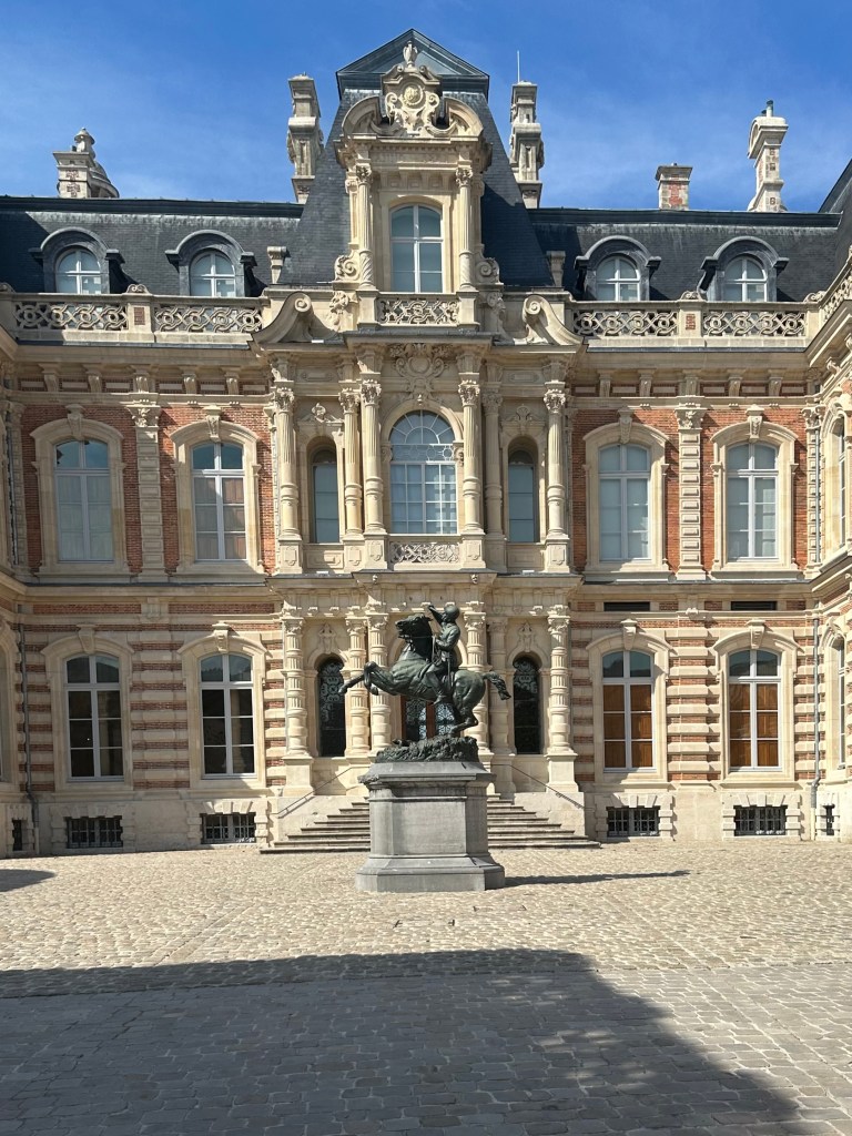 One of the many famous champagne estates on the famous Avenue de Champagne.